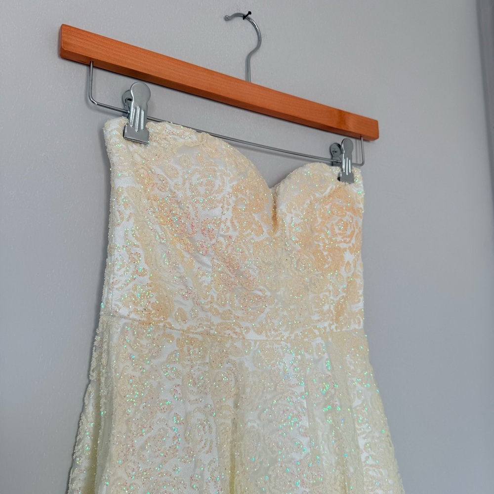 Shimmering Cream Sequin strapless Dress size S - Picture 4 of 11